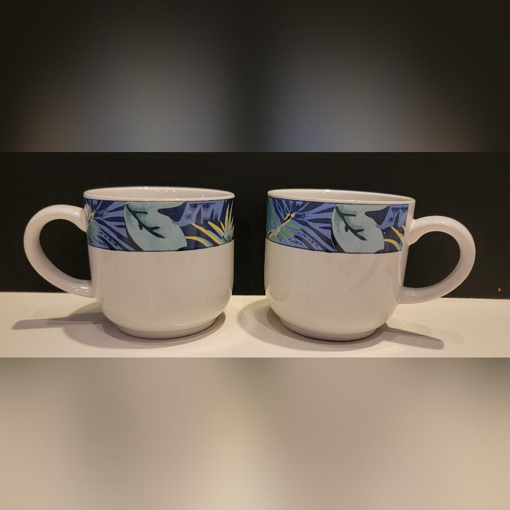 Vitromaster 1990 Key Largo Stoneware Mugs Set of 2 - 3 1/8" x 3 1/4" 8 Oz